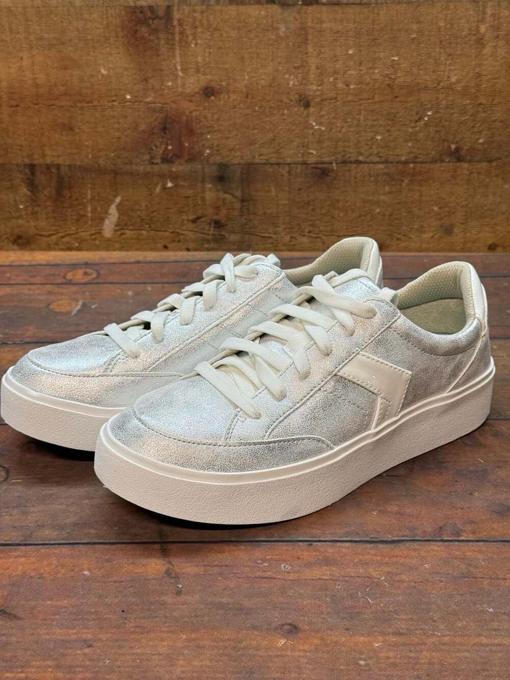 Dr. Scholl's Madison Lace Sneakers Size 8M Silver Platform Shoes